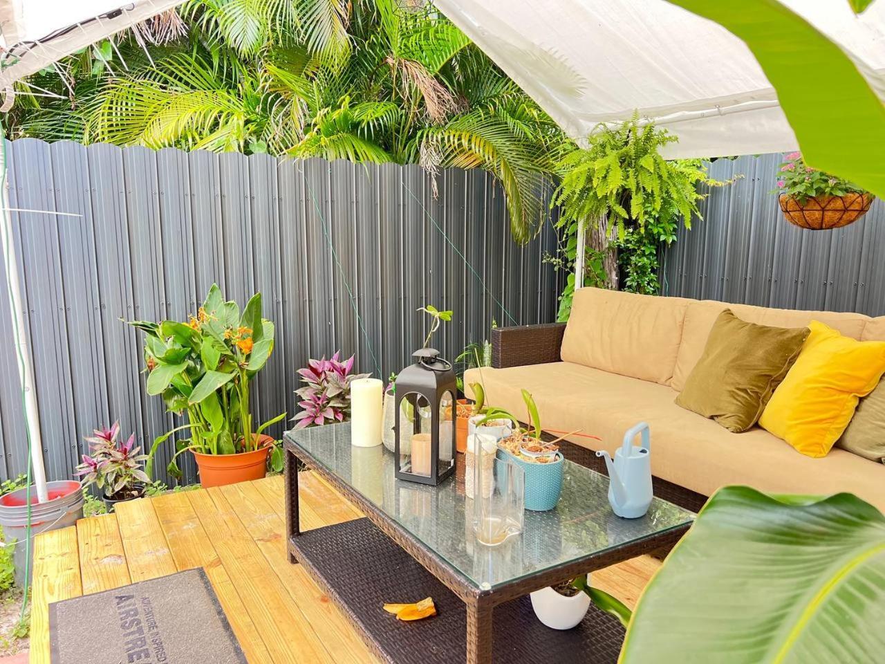 Work, Rest And Play: Wifi, Tv And Backyard Bliss Lejlighed North Miami Beach Eksteriør billede